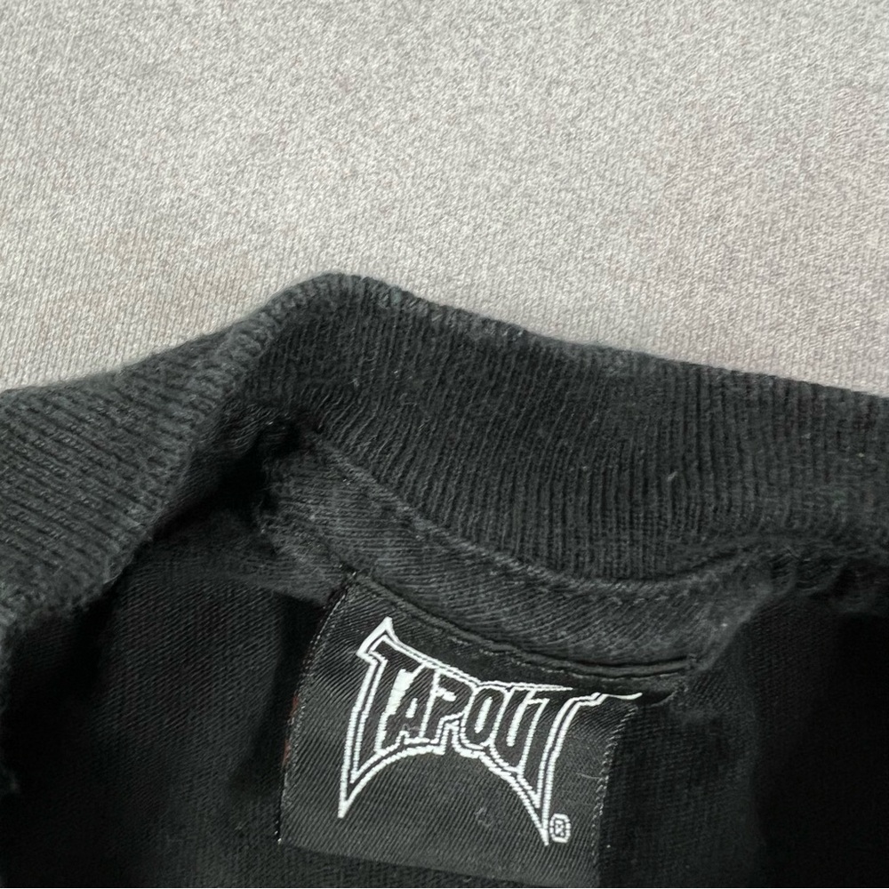 Tapout Black T-Shirt with Red Logo - Picture 3 of 3